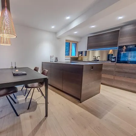 Koller Sapuen By * Arosa